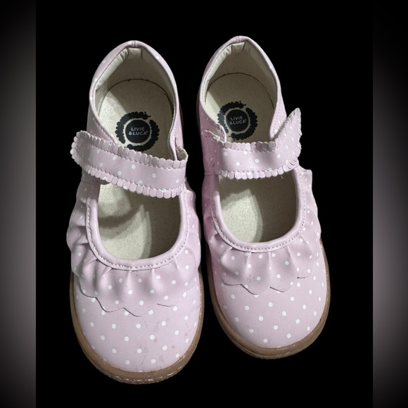 Livie and Luca Ruche Mary Jane Shoes Pink Polka Dot Color EUC - Picture 1 of 4